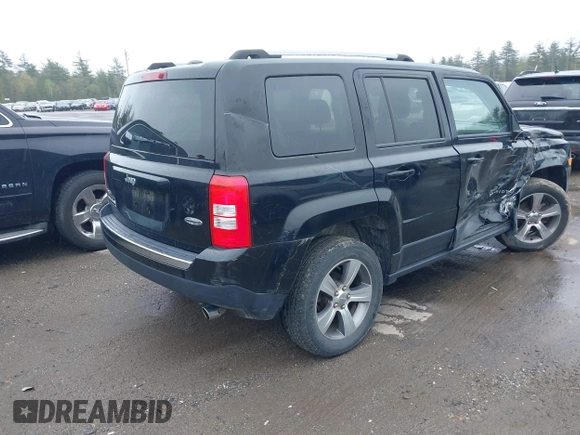 2017 Jeep Patriot High Altitude z VIN 1C4NJRFB9HD162469, wystawiony jako IAAI lot #42188220 z przebiegiem 29 056 mil mil oraz . Historia ofert i sprzedaży dostępna na DreamBid. Obrazek 4.