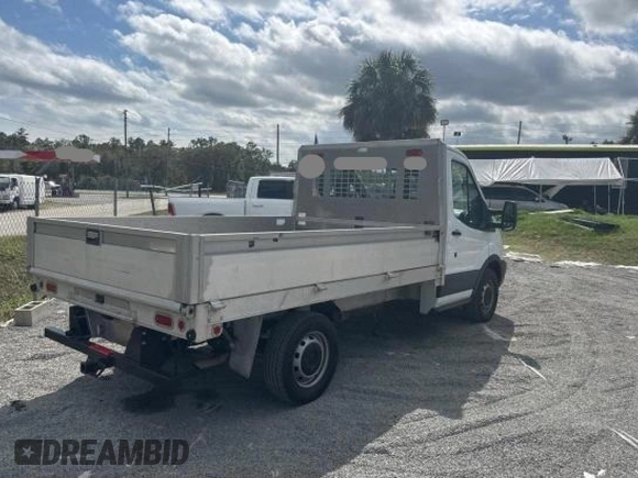 2018 Ford Transit with VIN 1FDYR5ZM6JKA80594, listed as a Copart auction lot 46126835 with 102,620 mi miles and Clean Title. Bid and sale history available at DreamBid. Image 4.