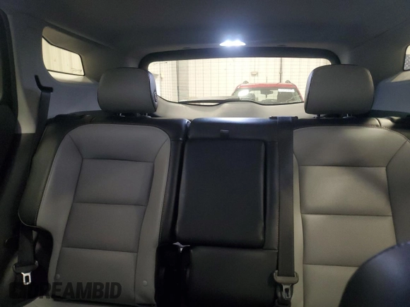 2020 GMC Terrain SLT with VIN 3GKALVEX0LL131679, listed as a Copart auction lot 53706415 with 105,057 mi miles and Salvage Title. Bid and sale history available at carsss.com. Image 10.