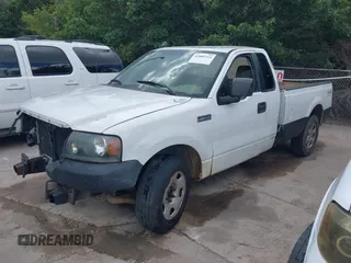 2008 Ford F-150 XL z VIN 1FTRF12258KB62782, wystawiony jako IAAI lot #42601114 z przebiegiem 176 113 mil mil oraz . Historia ofert i sprzedaży dostępna na DreamBid. Obrazek 2.