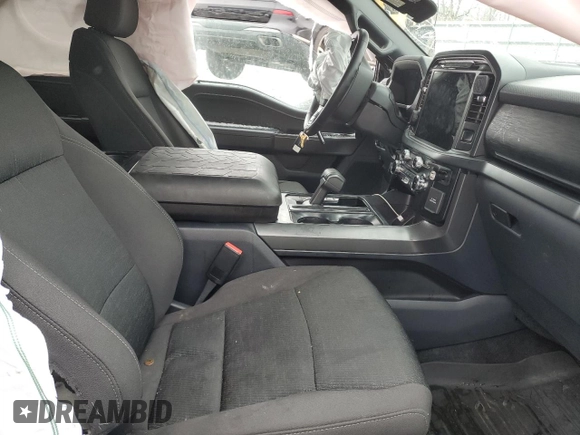2024 Ford F-150 XLT with VIN 1FTEW3LP7RKD17872, listed as a Copart auction lot 43784075 with 28,241 mi miles and Salvage Title. Bid and sale history available at carsss.com. Image 7.