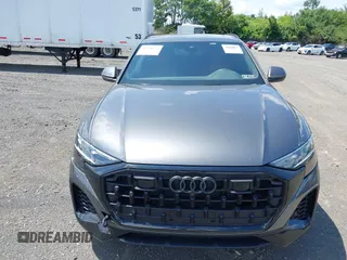 2024 Audi Q8 Premium Plus с VIN WA1BVBF19RD019586, выставлен на аукционе IAAI как лот 42746554 с пробегом 9 377 миль миль и . История ставок и продаж доступна на DreamBid. Изображение 13.