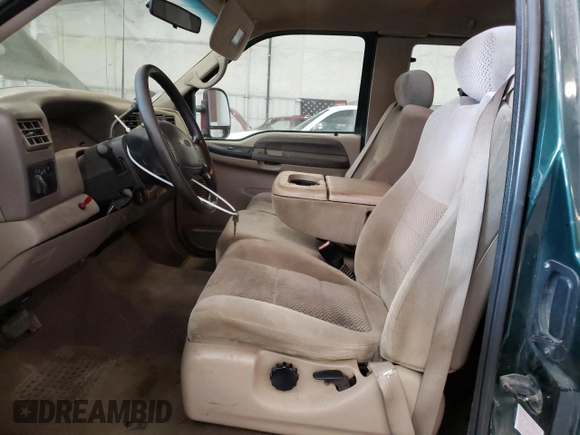 2001 Ford Super Duty F-250 XL with VIN 1FTNX21L91EC26077, listed as a Copart auction lot 71952324 with 221,340 mi miles and Salvage Title. Bid and sale history available at carsss.com. Image 7.