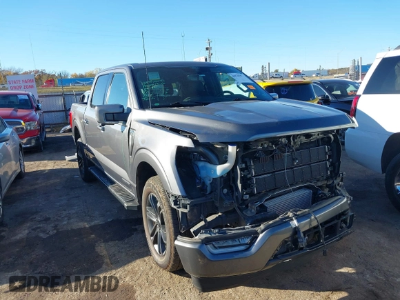 2021 Ford F-150 XL with VIN 1FTFW1ED1MFC62199, listed as a IAAI auction lot 40876641 with 90,504 mi miles. Bid and sale history available at carsss.com. Image 1.