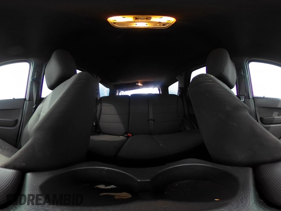 2011 Ford Escape XLT с VIN 1FMCU9D77BKC38802, выставлен на аукционе IAAI как лот 42012798 с пробегом 249 489 миль миль и . История ставок и продаж доступна на DreamBid. Изображение 18.