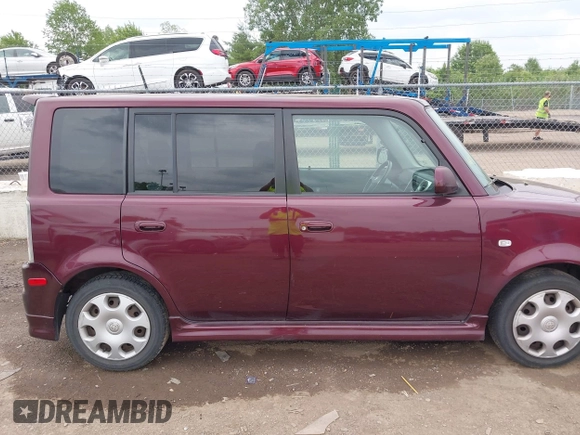 2005 Scion xB z VIN JTLKT324250193538, wystawiony jako IAAI lot #42276045 z przebiegiem 119 365 mil mil oraz . Historia ofert i sprzedaży dostępna na DreamBid. Obrazek 13.
