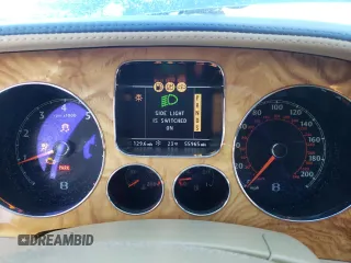 2005 Bentley Continental GT GT z VIN SCBCR63W25C029921, wystawiony jako Copart lot #70390602 z przebiegiem 90 067 mil mil oraz . Historia ofert i sprzedaży dostępna na DreamBid. Obrazek 9.