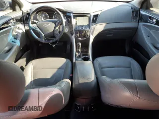 2012 Hyundai Sonata Limited z VIN 5NPEC4AC1CH313935, wystawiony jako Copart lot #56330475 z przebiegiem 202 739 mil mil oraz Szkoda całkowita • Salvage title. Historia ofert i sprzedaży dostępna na DreamBid. Obrazek 8.