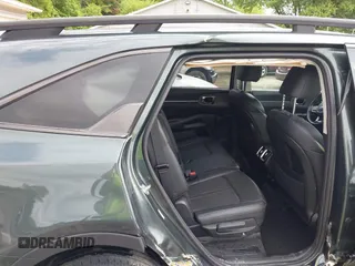 2023 Kia Sorento X-Line S z VIN 5XYRLDLC9PG230491, wystawiony jako IAAI lot #42243490 z przebiegiem 41 792 mil mil oraz . Historia ofert i sprzedaży dostępna na DreamBid. Obrazek 19.