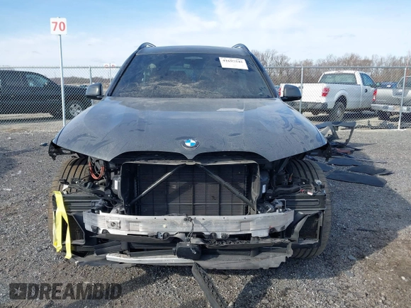 2022 BMW X7 M50i z VIN 5UXCX6C01N9L99140, wystawiony jako IAAI lot #41697545 z przebiegiem 60 972 mil mil oraz . Historia ofert i sprzedaży dostępna na DreamBid. Obrazek 12.