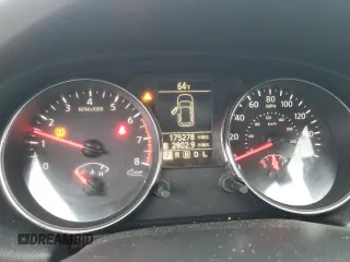 2012 Nissan Rogue S z VIN JN8AS5MV6CW714951, wystawiony jako Copart lot #59200865 z przebiegiem 175 278 mil mil oraz Szkoda całkowita • Salvage title. Historia ofert i sprzedaży dostępna na DreamBid. Obrazek 9.