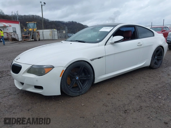 2007 BMW 6 Series M6 with VIN WBSEH93517CY23824, listed as a IAAI auction lot 41908992 with 117,695 mi miles. Bid and sale history available at carsss.com. Image 17.