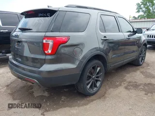2017 Ford Explorer XLT z VIN 1FM5K7D86HGE19218, wystawiony jako IAAI lot #42344113 z przebiegiem 72 614 mil mil oraz . Historia ofert i sprzedaży dostępna na DreamBid. Obrazek 4.
