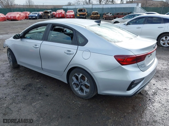 2019 Kia Forte LXS with VIN 3KPF24AD0KE131548, listed as a IAAI auction lot 41811241 with 51,664 mi miles. Bid and sale history available at carsss.com. Image 3.