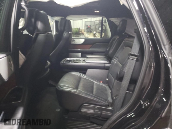 2019 Lincoln Navigator Reserve with VIN 5LMJJ2LT5KEL17211, listed as a Copart auction lot 47668475 with 102,903 mi miles and Salvage title. Bid and sale history available at DreamBid. Image 11.