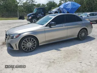 2019 Mercedes-Benz C 300 z VIN 55SWF8EB3KU283708, wystawiony jako Copart lot #58890595 z przebiegiem 131 525 mil mil oraz Nie do naprawy • Non repairable. Historia ofert i sprzedaży dostępna na DreamBid. Obrazek 1.