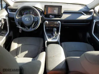 2022 Toyota RAV4 XLE with VIN 2T3W1RFV8NW206412, listed as a Copart auction lot 42016035 with 63,808 mi miles and Salvage Title. Bid and sale history available at carsss.com. Image 8.