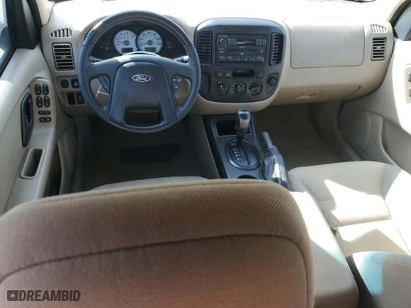 2005 Ford Escape XLS Value with VIN 1FMYU92ZX5KA93124, listed as a Copart auction lot 45337585 with 218,826 mi miles and Salvage Title. Bid and sale history available at carsss.com. Image 8.