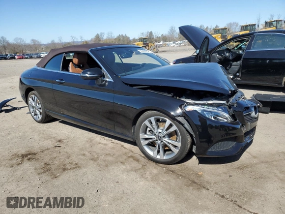 2018 Mercedes-Benz C 300 z VIN WDDWK4KBXJF614634, wystawiony jako Copart lot #50880805 z przebiegiem 82 560 mil mil oraz Szkoda całkowita • Salvage title. Historia ofert i sprzedaży dostępna na DreamBid. Obrazek 4.