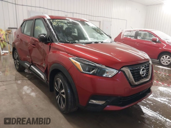 2019 Nissan Kicks SV with VIN 3N1CP5CU3KL482928, listed as a IAAI auction lot 41580205 with 43,944 mi miles. Bid and sale history available at carsss.com. Image 1.