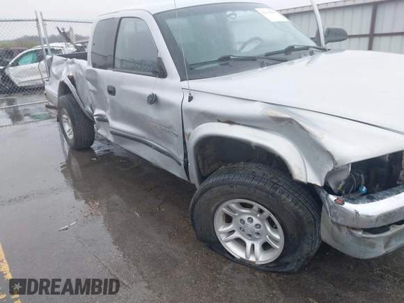 2001 Dodge Dakota Sport с VIN 1B7GG22N31S316805, выставлен на аукционе IAAI как лот 42114986 с пробегом 91 402 миль миль и . История ставок и продаж доступна на DreamBid. Изображение 6.