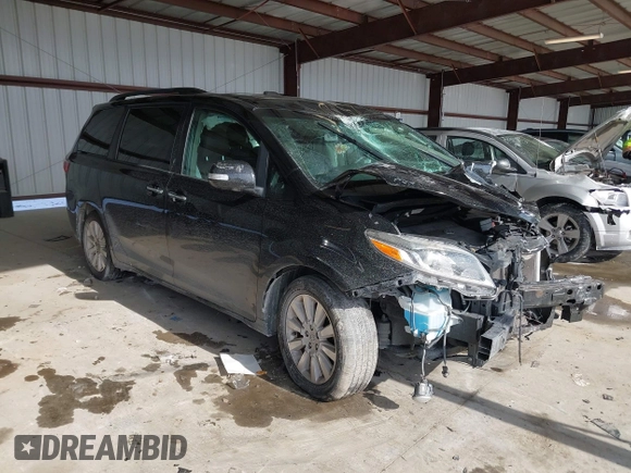 2015 Toyota Sienna Ltd with VIN 5TDDK3DC6FS122871, listed as a IAAI auction lot 41396052 with 133,161 mi miles. Bid and sale history available at carsss.com. Image 1.