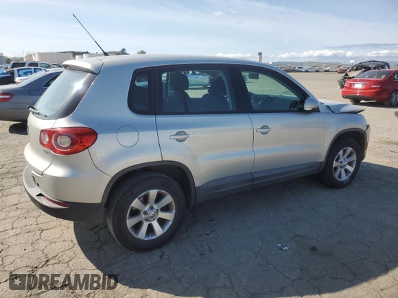 2010 Volkswagen Tiguan S with VIN WVGAV7AX9AW519312, listed as a Copart auction lot 48633055 with 94,740 mi miles and Salvage title. Bid and sale history available at DreamBid. Image 3.
