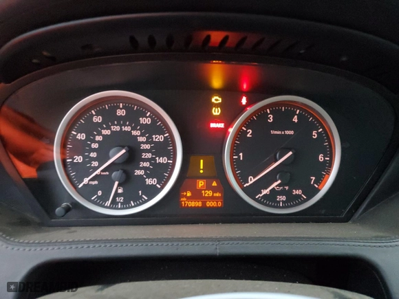 2008 BMW 6 Series 650i with VIN WBAEA53518CV90157, listed as a Copart auction lot 82015684 with 170,898 mi miles and Clean Title. Bid and sale history available at carsss.com. Image 9.