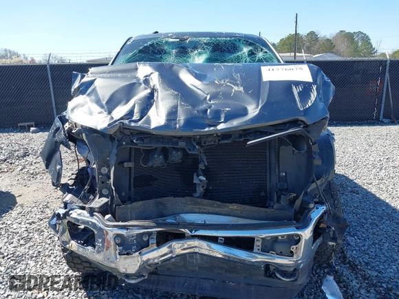 2018 Ford F-150 XL with VIN 1FTEW1E56JFC63963, listed as a IAAI auction lot 41776075 with 176,140 mi miles. Bid and sale history available at carsss.com. Image 12.