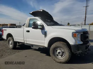 2020 Ford Super Duty F-250 SRW XL with VIN 1FDBF2B68LED97982, listed as a Copart auction lot 41176004 with 32,028 mi miles and Salvage Title. Bid and sale history available at carsss.com. Image 4.