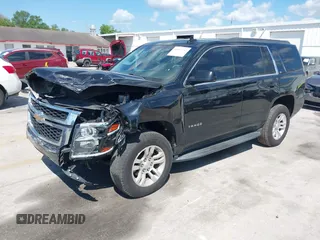 2019 Chevrolet Tahoe LT z VIN 1GNSKBKC1KR200476, wystawiony jako IAAI lot #41897702 z przebiegiem 136 432 mil mil oraz . Historia ofert i sprzedaży dostępna na DreamBid. Obrazek 17.