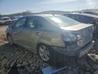 2010 Lexus HS 250h z VIN JTHBB1BA1A2000690, wystawiony jako Copart lot #43568445 z przebiegiem Nie podano mil oraz Szkoda całkowita • Salvage title. Historia ofert i sprzedaży dostępna na DreamBid. Obrazek 2.