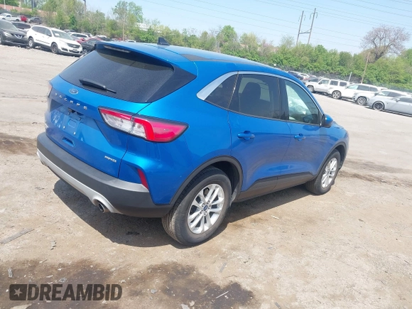 2020 Ford Escape SE with VIN 1FMCU9G62LUC65043, listed as a IAAI auction lot 42122819 with 28,341 mi miles. Bid and sale history available at carsss.com. Image 4.