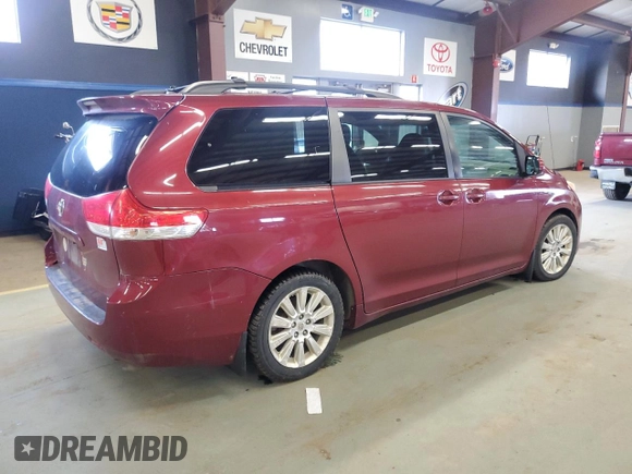 2011 Toyota Sienna XLE with VIN 5TDDK3DCXBS021858, listed as a Copart auction lot 52553825 with 198,742 mi miles and Clean Title. Bid and sale history available at carsss.com. Image 3.