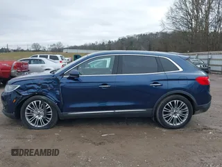 2017 Lincoln MKX Reserve with VIN 2LMPJ6LR4HBL26385, listed as a IAAI auction lot 41543226 with 59,562 mi miles. Bid and sale history available at carsss.com. Image 14.