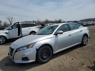 2020 Nissan Altima S z VIN 1N4BL4BV6LC135721, wystawiony jako Copart lot #53099685 z przebiegiem 140 766 mil mil oraz Szkoda całkowita • Salvage title. Historia ofert i sprzedaży dostępna na DreamBid. Obrazek 1.
