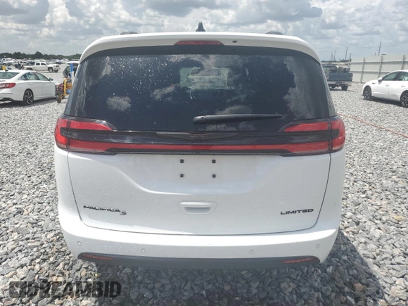 2025 Chrysler Pacifica Limited with VIN 2C4RC1GG1SR539601, listed as a Copart auction lot 60714795 with 9,796 mi miles and Clean title. Bid and sale history available at DreamBid. Image 6.