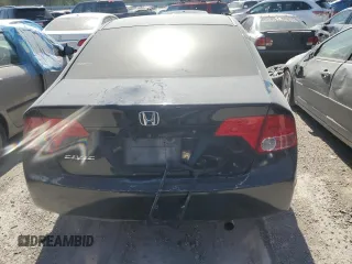 2006 Honda Civic LX z VIN 1HGFA16556L087984, wystawiony jako Copart lot #54978045 z przebiegiem 204 822 mil mil oraz Szkoda całkowita • Salvage title. Historia ofert i sprzedaży dostępna na DreamBid. Obrazek 6.