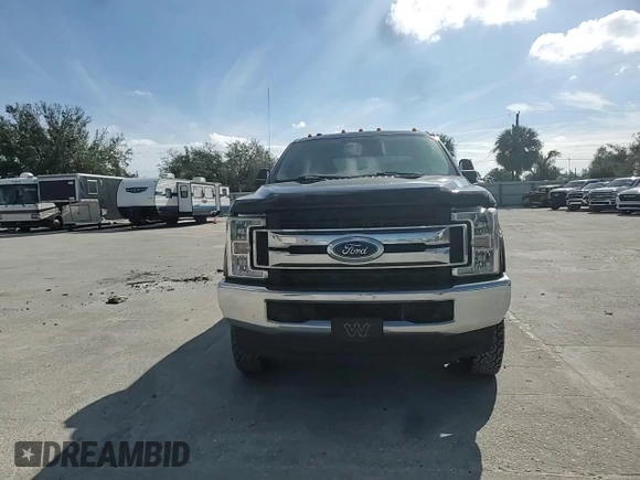 2018 Ford F-350 XL с VIN 1FT8W3DT5JEC43489, выставлен на аукционе Copart как лот 84712604 с пробегом 147 739 миль миль и На запчасти • Non repairable. История ставок и продаж доступна на DreamBid. Изображение 13.