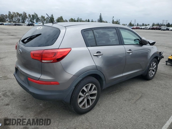 2014 Kia Sportage LX with VIN KNDPB3AC8E7582088, listed as a Copart auction lot 53486325 with 185,601 mi miles and Salvage Title. Bid and sale history available at carsss.com. Image 3.