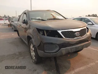 2013 Kia Sorento LX with VIN 5XYKT4A20DG314545, listed as a IAAI auction lot 41294749 with 1 mi miles. Bid and sale history available at carsss.com. Image 1.