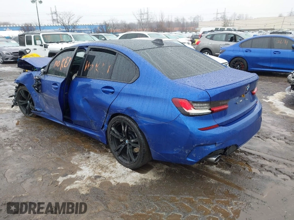 2022 BMW 3 Series 330i z VIN 3MW5R1J06N8C49056, wystawiony jako IAAI lot #41496252 z przebiegiem Nie podano mil oraz . Historia ofert i sprzedaży dostępna na DreamBid. Obrazek 3.