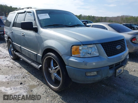2006 Ford Expedition Special Service with VIN 1FMFU15586LA92986, listed as a IAAI auction lot 41537680 with 171,159 mi miles. Bid and sale history available at carsss.com. Image 1.
