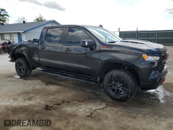 2022 Chevrolet Silverado 1500 LT Trail Boss with VIN 3GCUDFETXNG503890, listed as a Copart auction lot 55646935 with 32,407 mi miles and Salvage Title. Bid and sale history available at DreamBid. Image 4.
