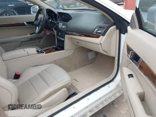 2016 Mercedes-Benz E 400 with VIN WDDKK6FF0GF319946, listed as a IAAI auction lot 41624659 with 54,551 mi miles and . Bid and sale history available at carsss.com. Image 5.