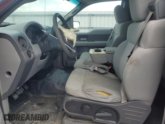 2008 Ford F-150 STX z VIN 1FTRX14WX8FA65597, wystawiony jako Copart lot #61936735 z przebiegiem 205 172 mil mil oraz Szkoda całkowita • Salvage title. Historia ofert i sprzedaży dostępna na DreamBid. Obrazek 7.