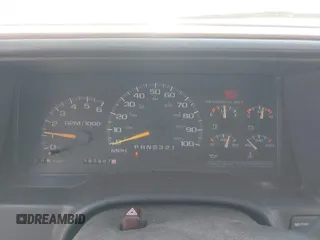 1998 Chevrolet Tahoe z VIN 1GNEK13R9WJ365044, wystawiony jako IAAI lot #42042506 z przebiegiem 187 987 mil mil oraz . Historia ofert i sprzedaży dostępna na DreamBid. Obrazek 7.
