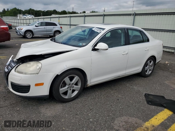 2009 Volkswagen Jetta SE z VIN 3VWRM71K39M057367, wystawiony jako Copart lot #58745235 z przebiegiem 130 647 mil mil oraz Szkoda całkowita • Salvage title. Historia ofert i sprzedaży dostępna na DreamBid. Obrazek 1.