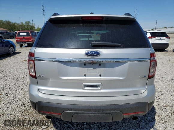 2014 Ford Explorer XLT z VIN 1FM5K8D80EGB50800, wystawiony jako Copart lot #54886585 z przebiegiem 121 085 mil mil oraz Szkody całkowita. Historia ofert i sprzedaży dostępna na DreamBid. Obrazek 6.