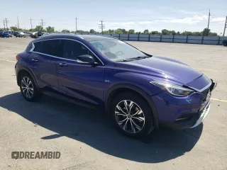 2017 Infiniti QX30 Premium with VIN SJKCH5CR6HA026036, listed as a Copart auction lot 60285085 with 46,777 mi miles and Salvage title. Bid and sale history available at DreamBid. Image 4.